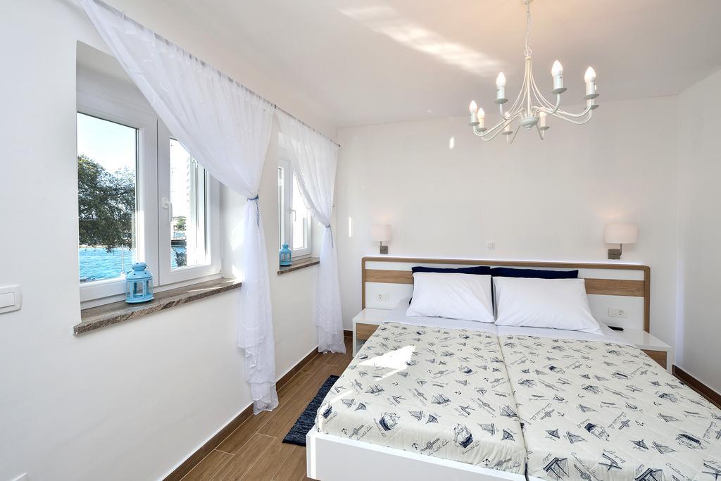זאדאר Lavender Apt. W. Balcony In Old Town מראה חיצוני תמונה