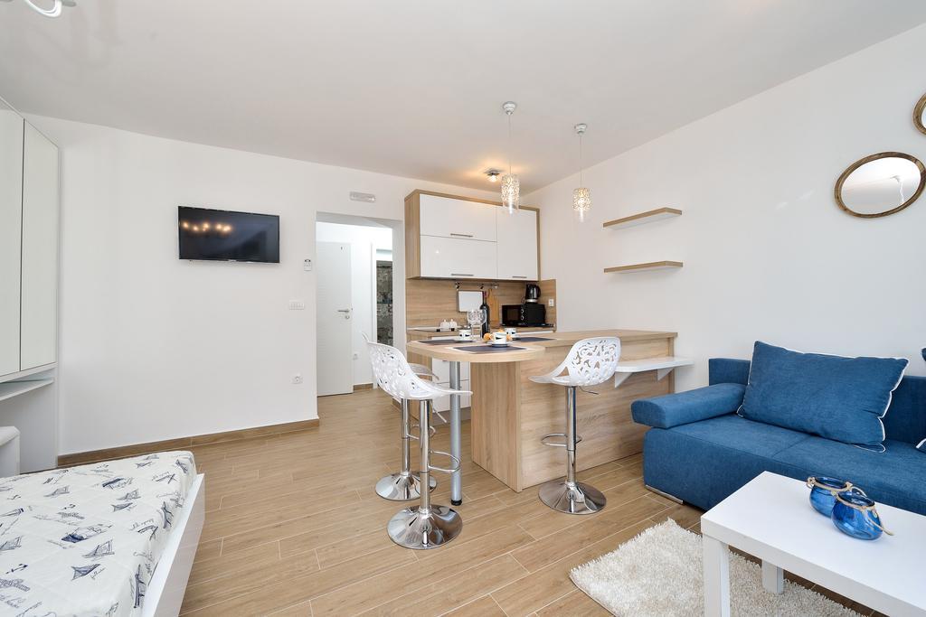 זאדאר Lavender Apt. W. Balcony In Old Town מראה חיצוני תמונה